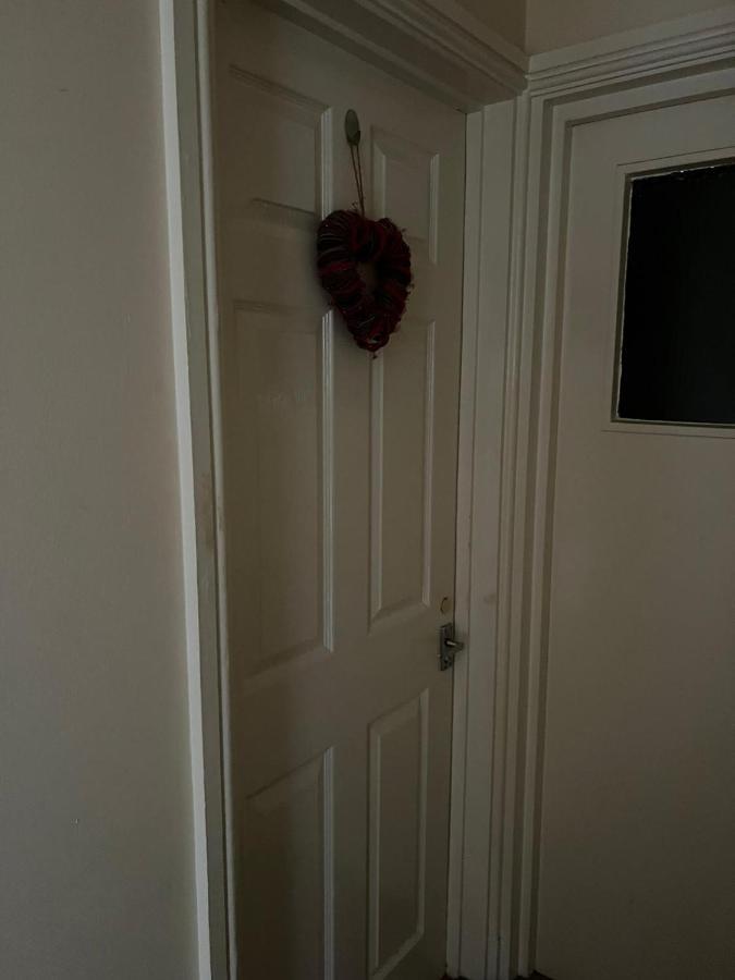 Shared House In Chakeshill Drive Ξενοδοχείο Μπρίστολ Εξωτερικό φωτογραφία