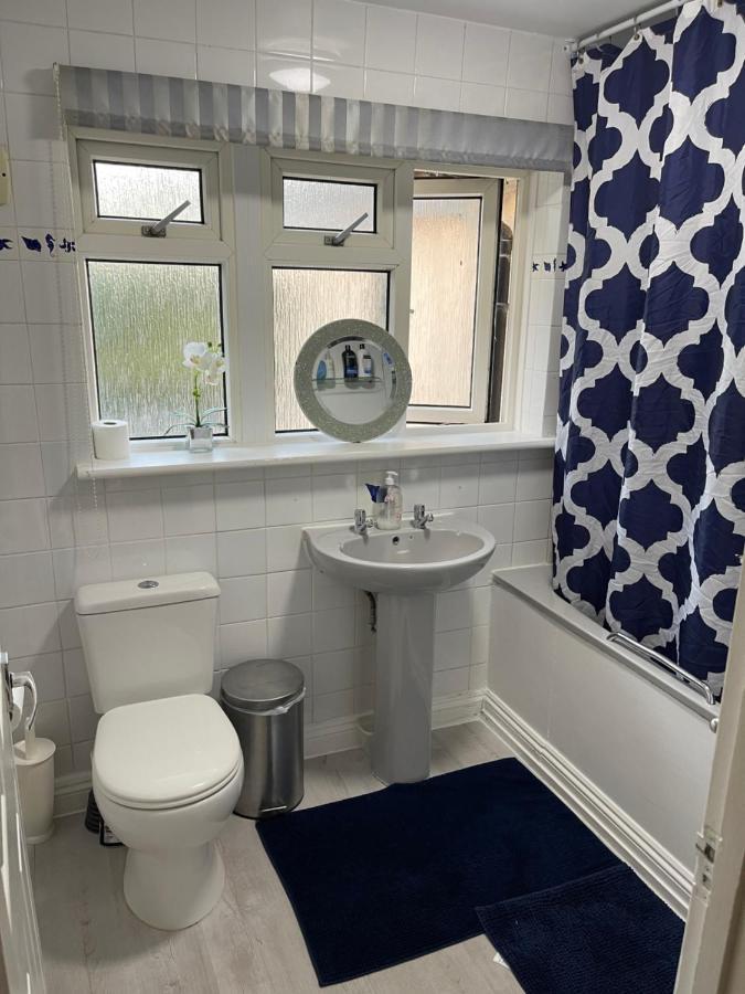 Shared House In Chakeshill Drive Ξενοδοχείο Μπρίστολ Εξωτερικό φωτογραφία