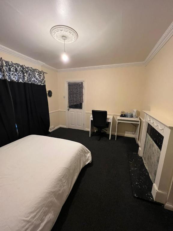 Shared House In Chakeshill Drive Ξενοδοχείο Μπρίστολ Εξωτερικό φωτογραφία