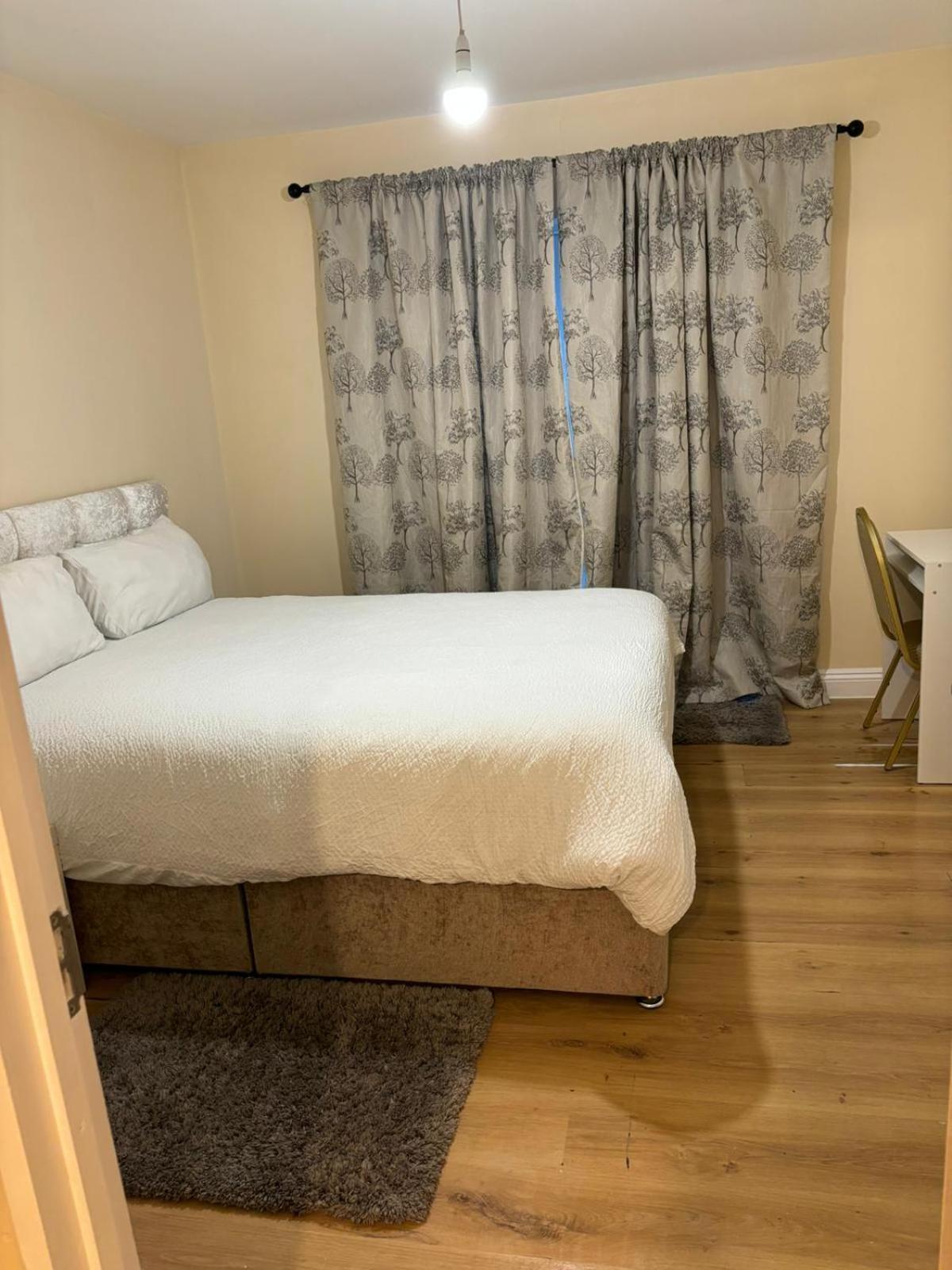 Shared House In Chakeshill Drive Ξενοδοχείο Μπρίστολ Εξωτερικό φωτογραφία